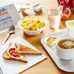Hotel Ibis Budget Ferrand - Le Brezet - Aeroport