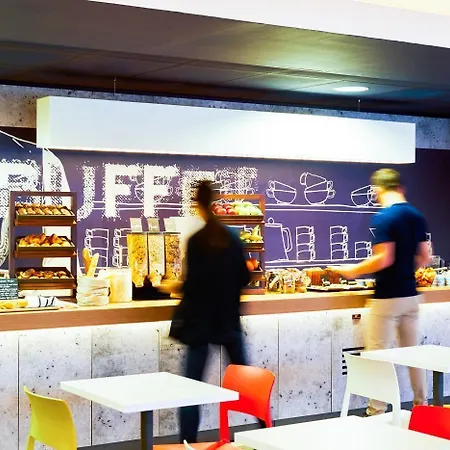 Ibis Budget Ferrand - Le Brezet - Aeroport 호텔 2*