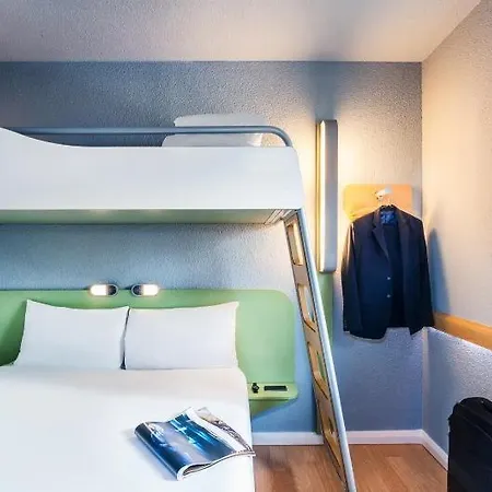 מלון Ibis Budget Ferrand - Le Brezet - Aeroport 2*