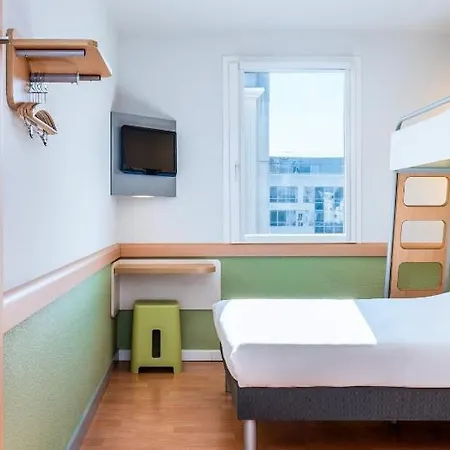 Hotel Ibis Budget Ferrand - Le Brezet - Aeroport 2*