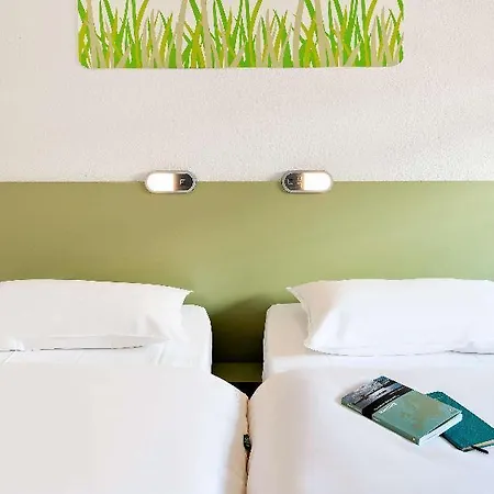 Ibis Budget Ferrand - Le Brezet - Aeroport Hotel