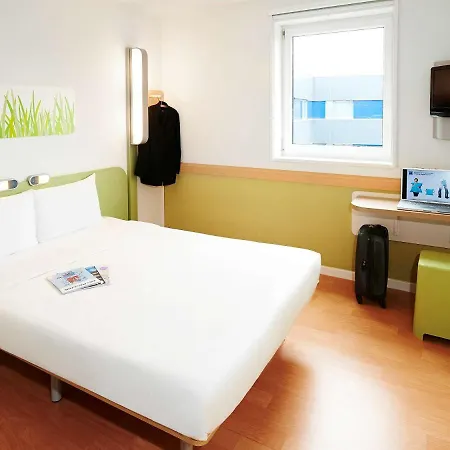 Szálloda Ibis Budget Ferrand - Le Brezet - Aeroport