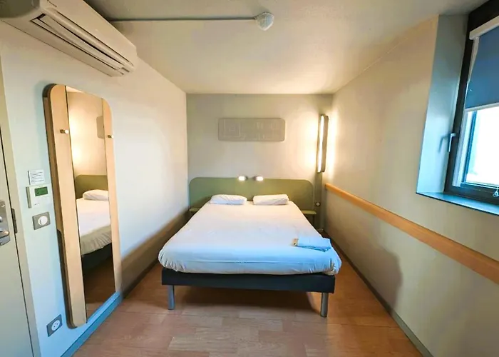 Ibis Budget Ferrand - Le Brezet - Aeroport Hotel Clermont-Ferrand