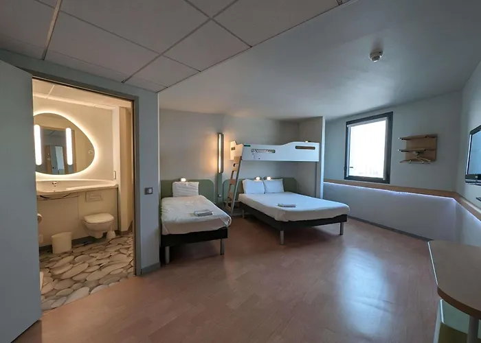 Hotel Ibis Budget Ferrand - Le Brezet - Aeroport