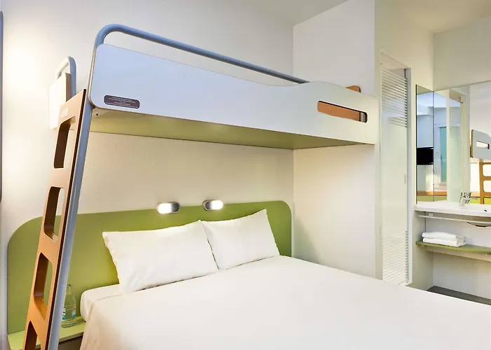 Ibis Budget Ferrand - Le Brezet - Aeroport Szálloda 2*