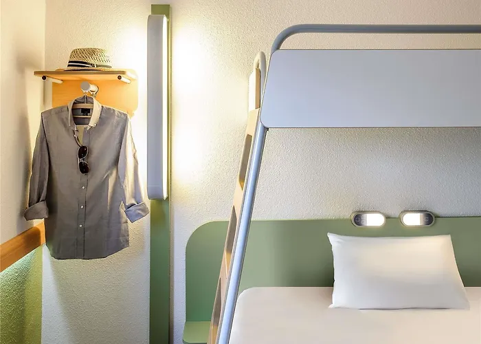 Ibis Budget Ferrand - Le Brezet - Aeroport 2*