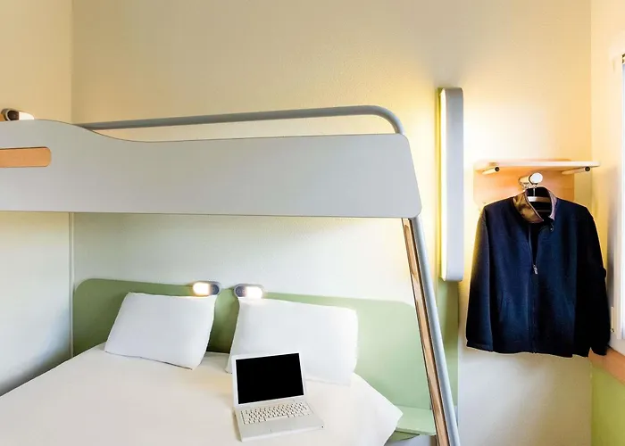 Ibis Budget Ferrand - Le Brezet - Aeroport Hotel Clermont-Ferrand